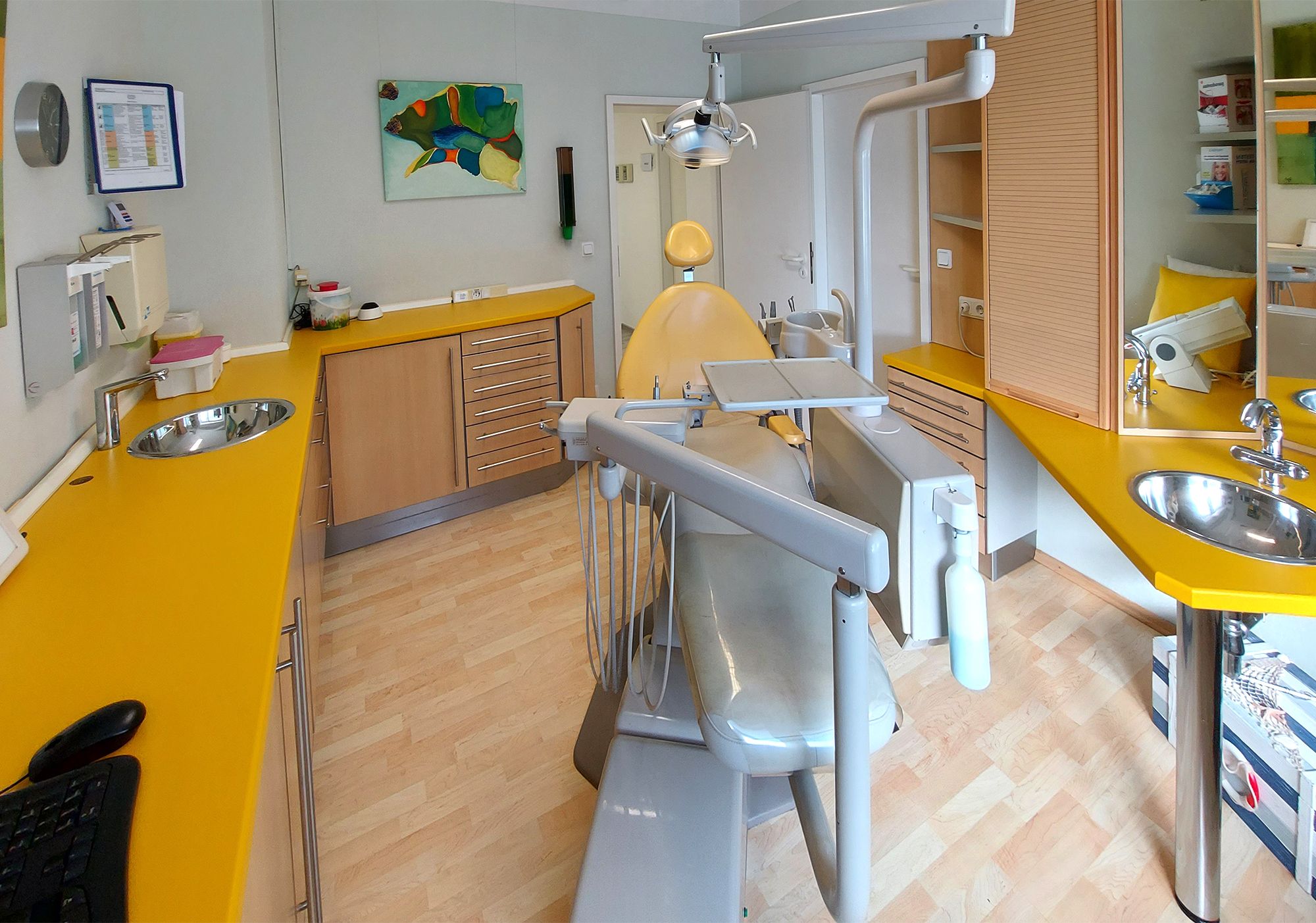 Zahnarzt Goette Praxis Behandlungzimmer Pirmasens
